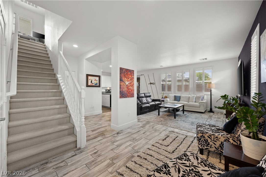 16 Yellow Peak Avenue