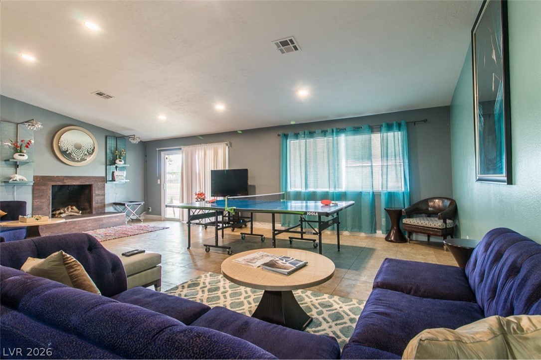 1812 Niblick Circle