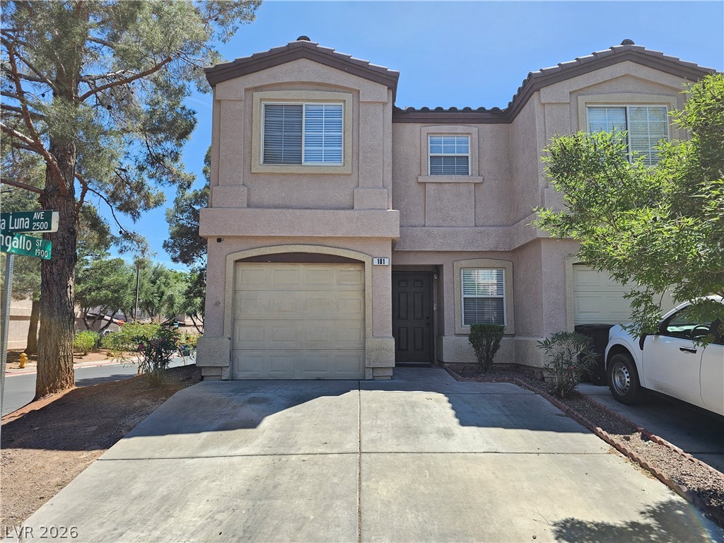 2521 Sierra Luna Avenue 101