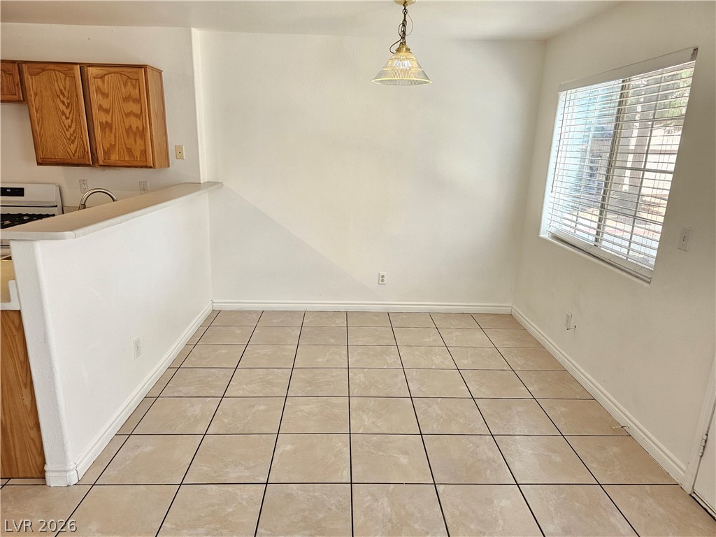 2521 Sierra Luna Avenue 101
