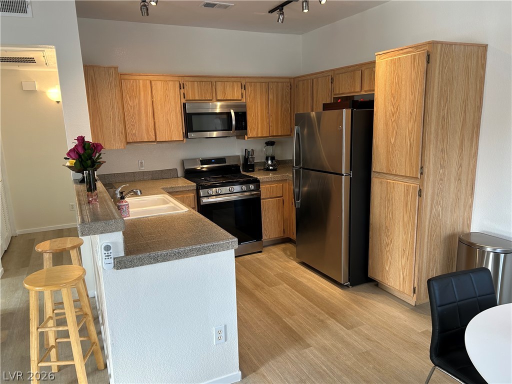 251 S Green Valley Parkway 3322