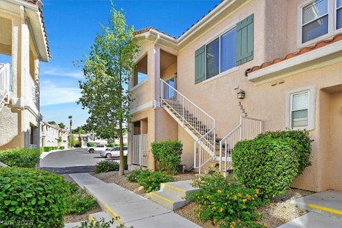 Condo For Rent - 251 S Green Valley Parkway #3322<br/> Clark County, Henderson, NV 89012
