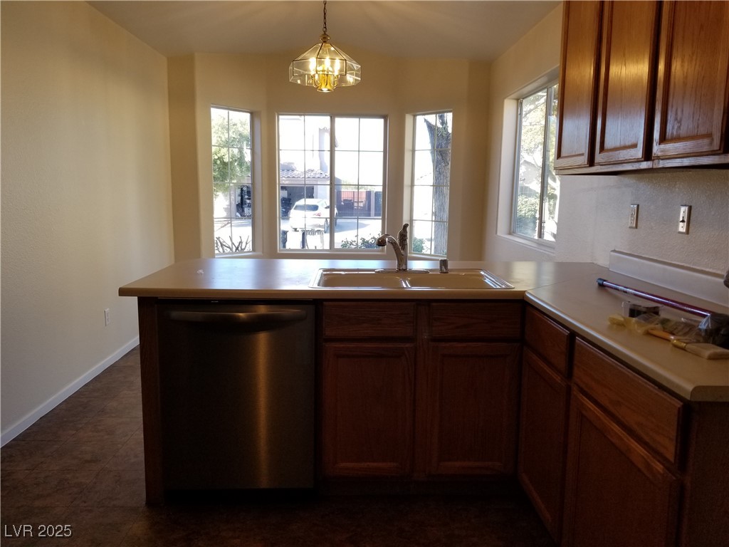 989 River Walk Court