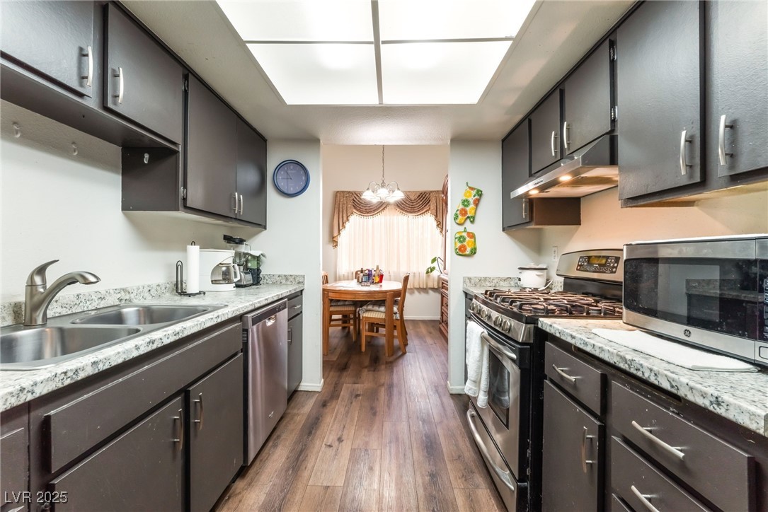 2261 Tall Pine Drive, Las Vegas, Nevada image 14