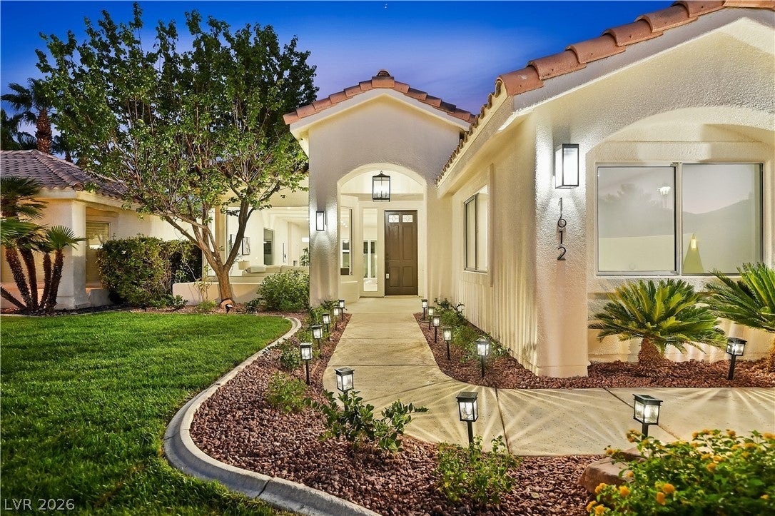 1612 Hidden Spring Drive