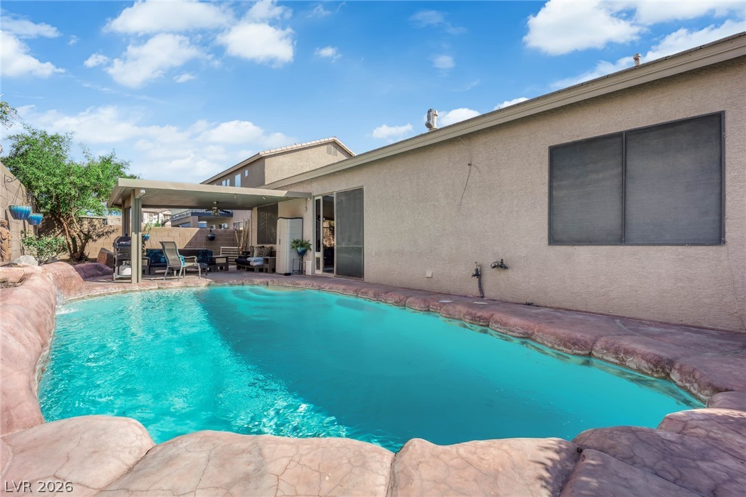 1210 Stoneypeak Avenue