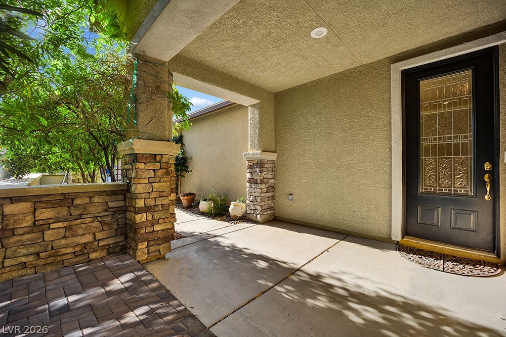 5471 Indian Cedar Drive