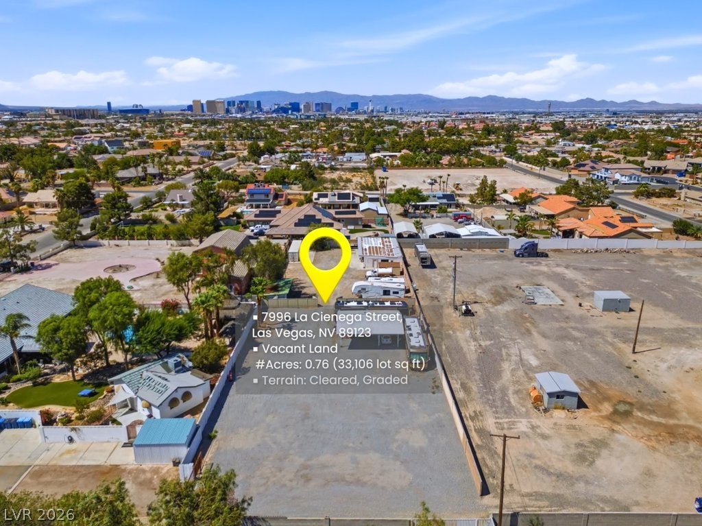 7996 La Cienega Street