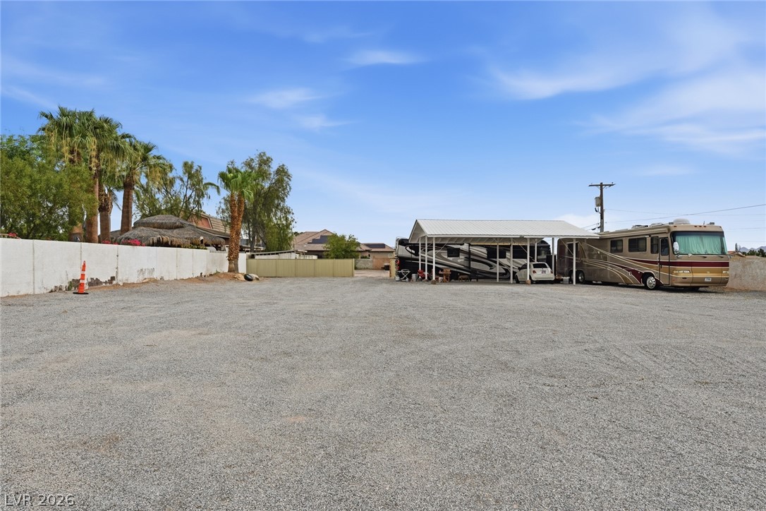 7996 La Cienega Street