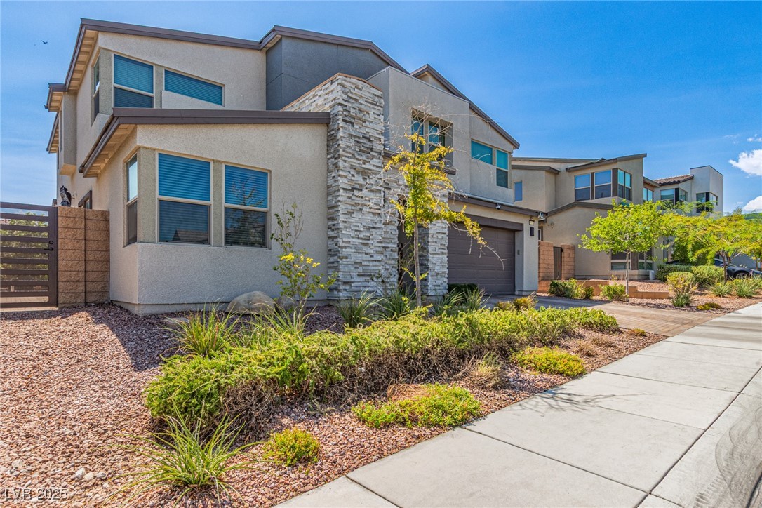 9685 Bold Skye Avenue