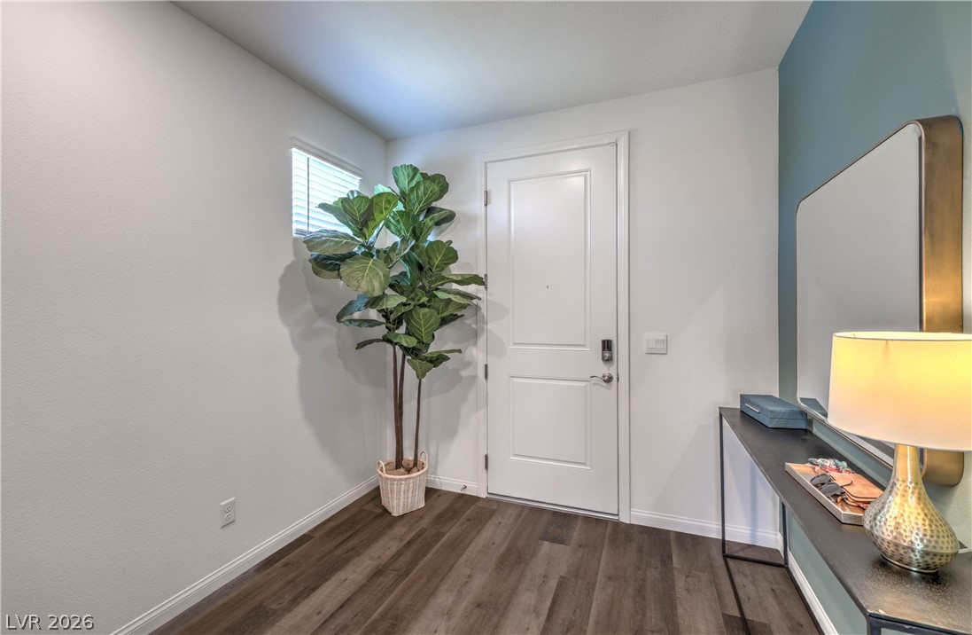 5137 HOLLYBURN Court