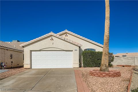 Photo of 908 Dodee Court, Henderson, NV 89015 (MLS # 2741576)