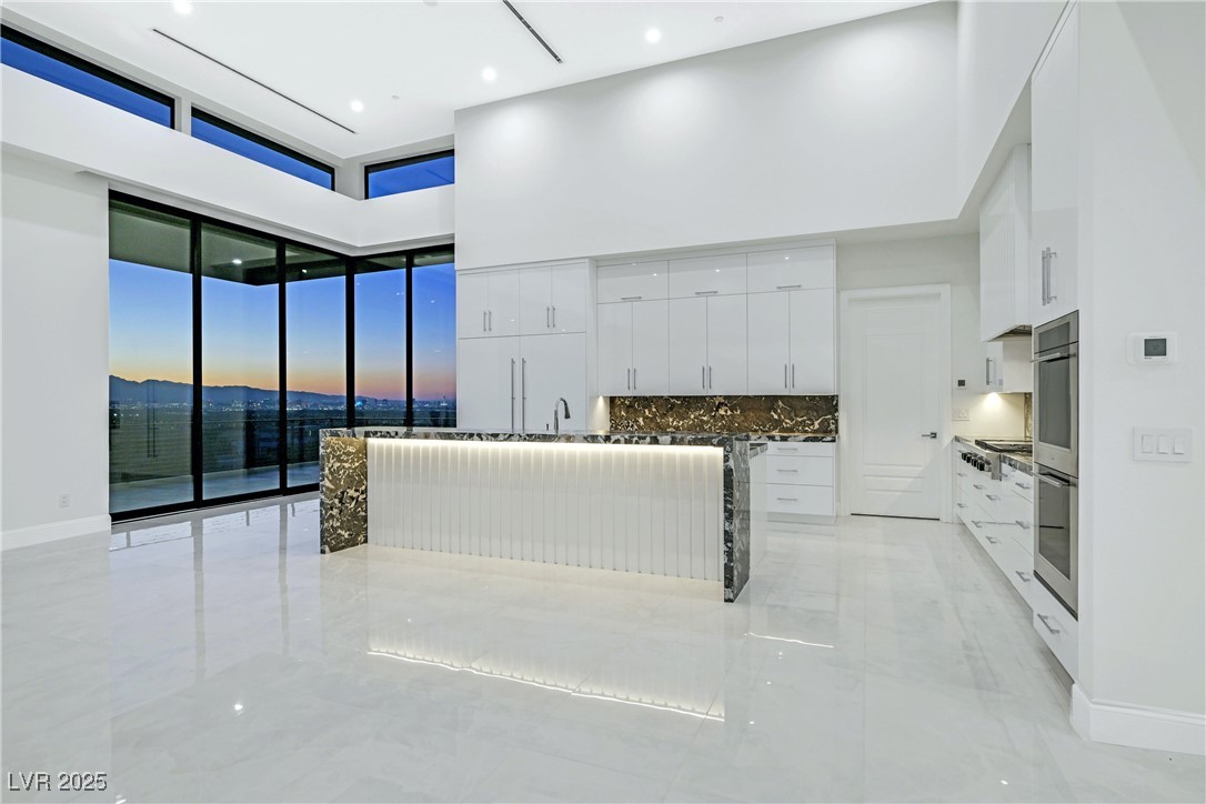 641 Majestic Rim Drive