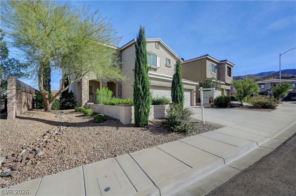 Photo of 176 Kirkton Street, Henderson, NV 89012 (MLS # 2751592)