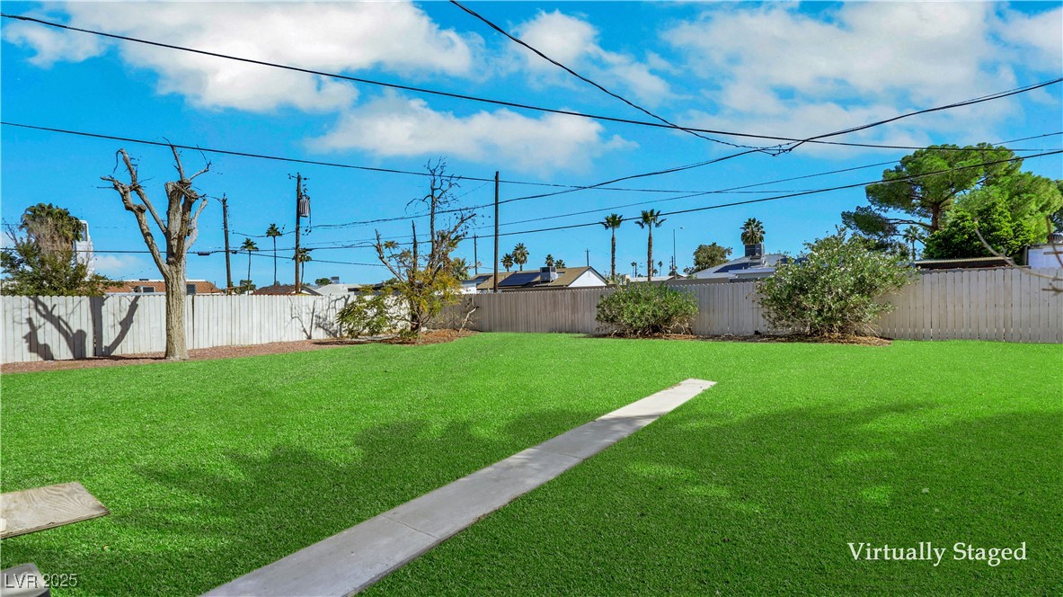 Las Vegas, Nevada 89102, United States, 2 Bedrooms Bedrooms, ,1 BathroomBathrooms,Residential,Active,235760