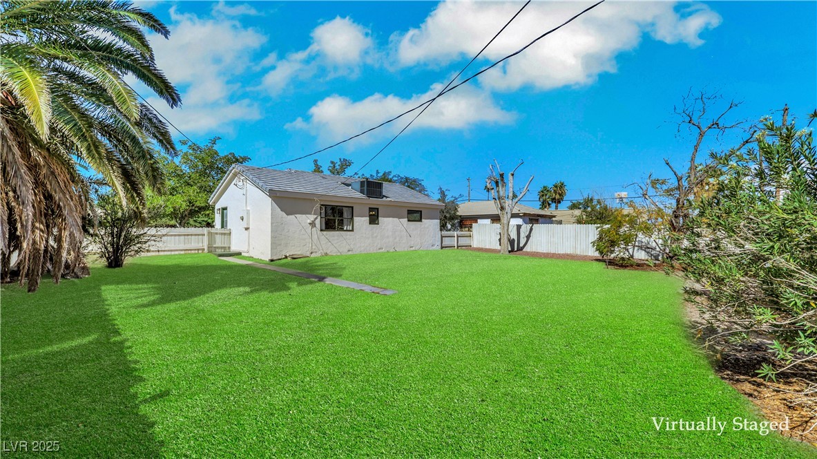 Las Vegas, Nevada 89102, United States, 2 Bedrooms Bedrooms, ,1 BathroomBathrooms,Residential,Active,235760