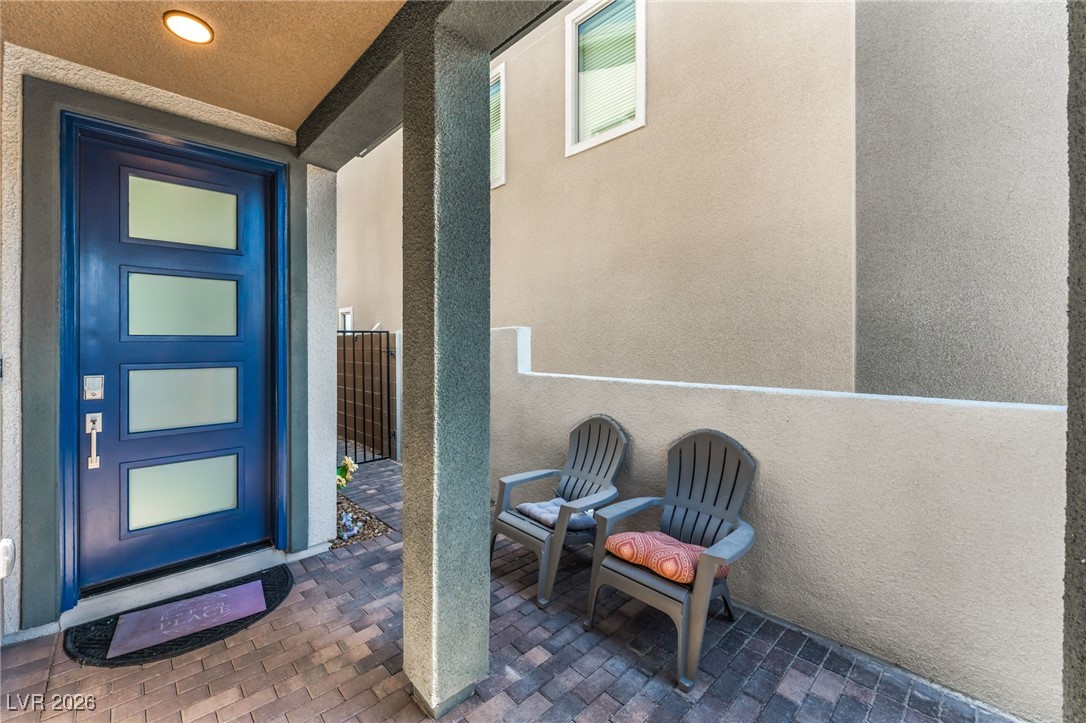 6840 Pacific Robin Street