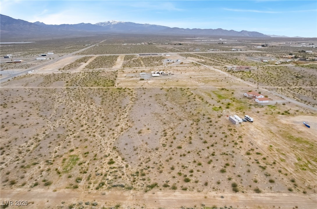 2911 N Morales Lane
