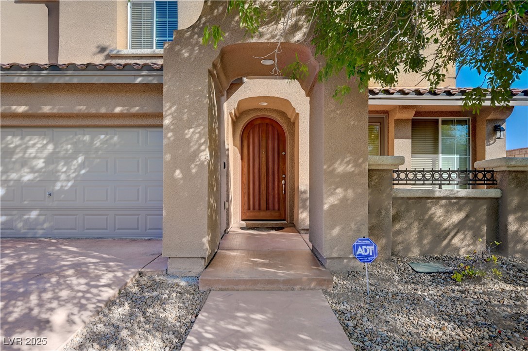 960 White Feather Lane
