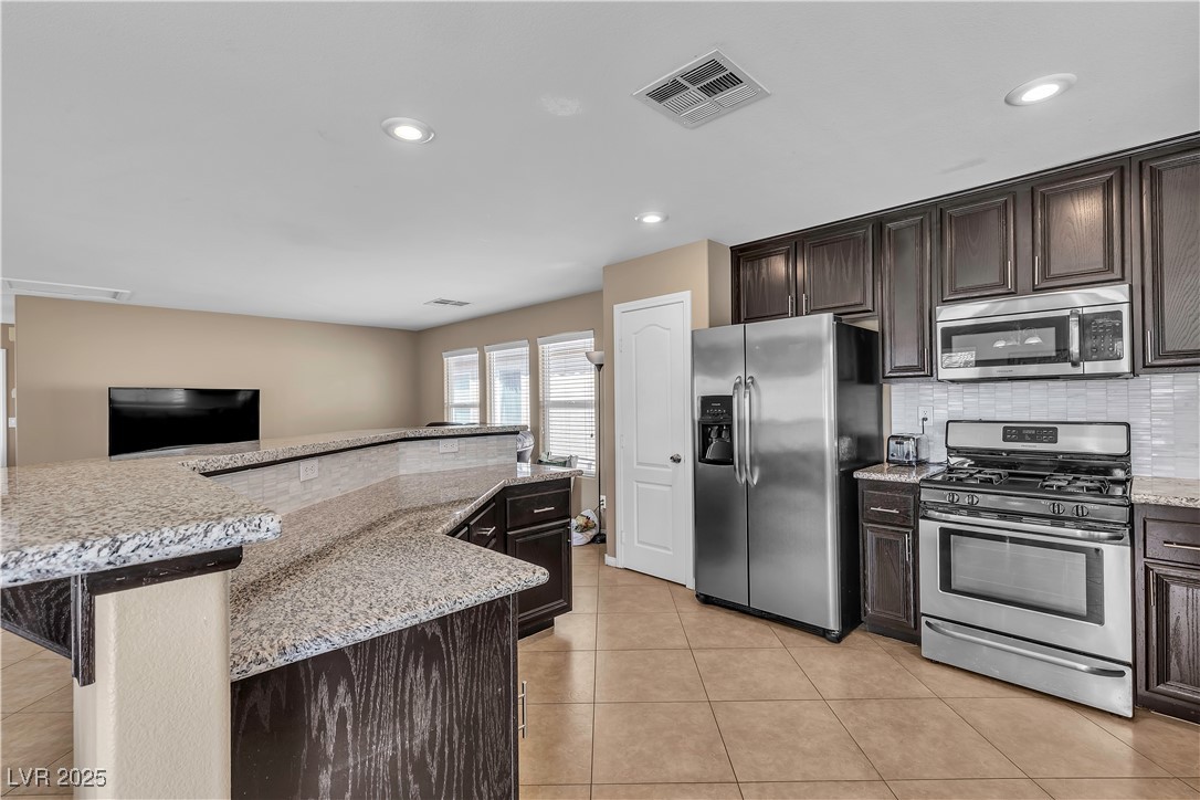 9541 Vast Valley Avenue, Las Vegas, Nevada image 9