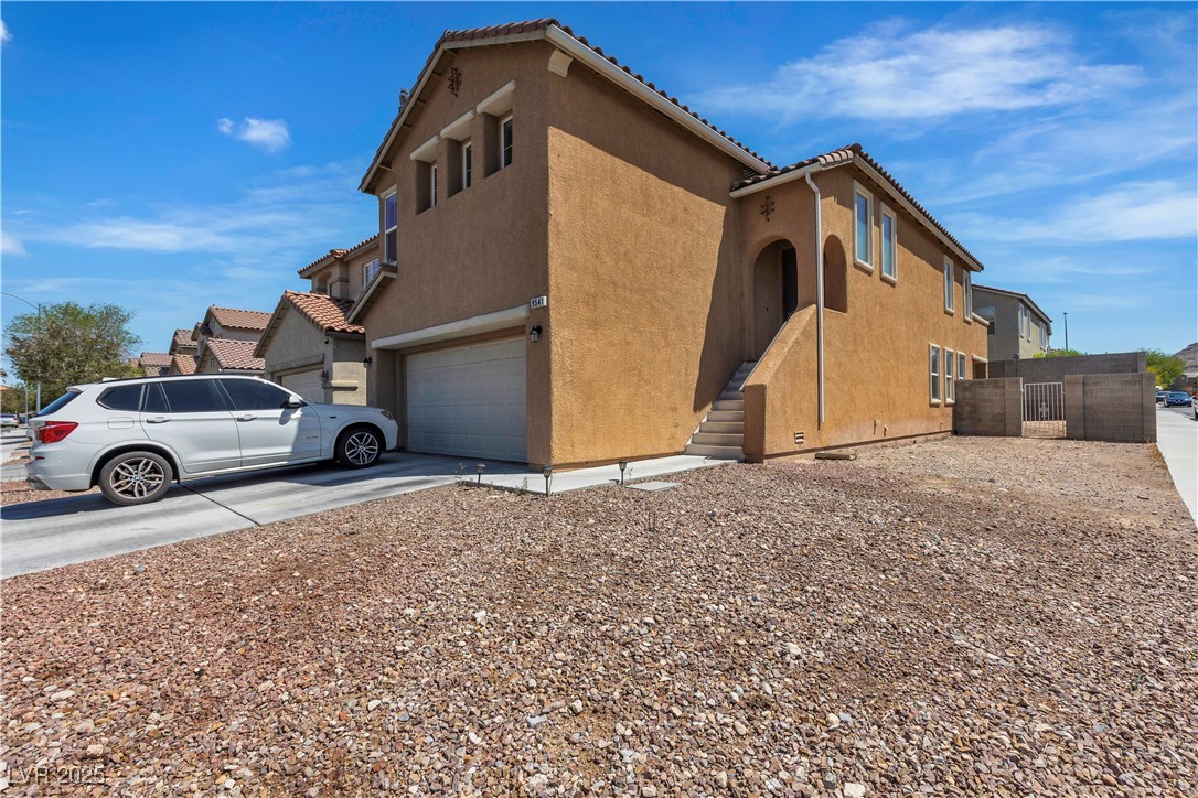 9541 Vast Valley Avenue, Las Vegas, Nevada image 3