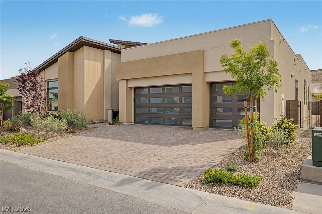 Photo of 10865 Agate Cliffs Avenue, Las Vegas, NV 89135 (MLS # 2774080)