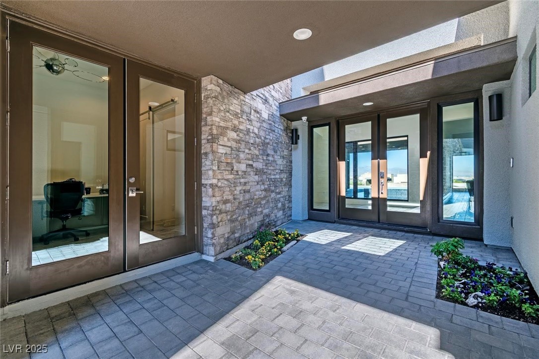 2208 Overlook Canyon Lane