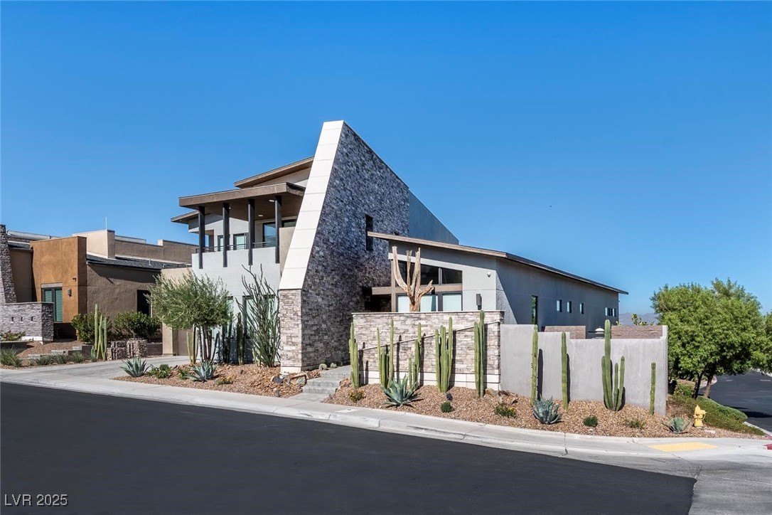 2208 Overlook Canyon Lane