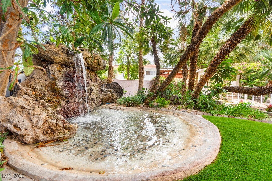 Properties 2 226 Dalmatian Lane