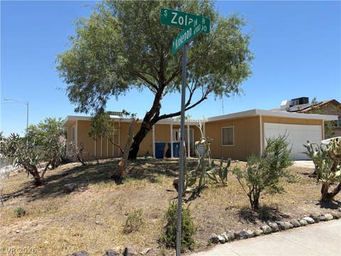 Homes For Sale - 901 Zola Circle<br/> Clark County, Las Vegas, NV 89145