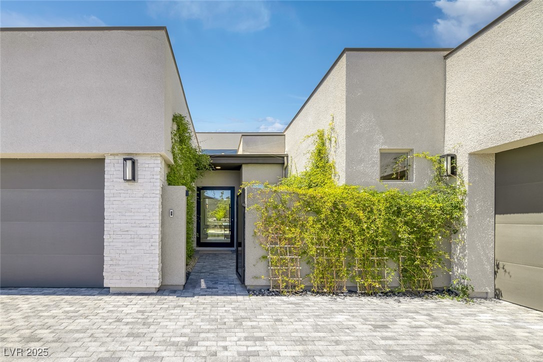 Properties 2 787 Willits Street
