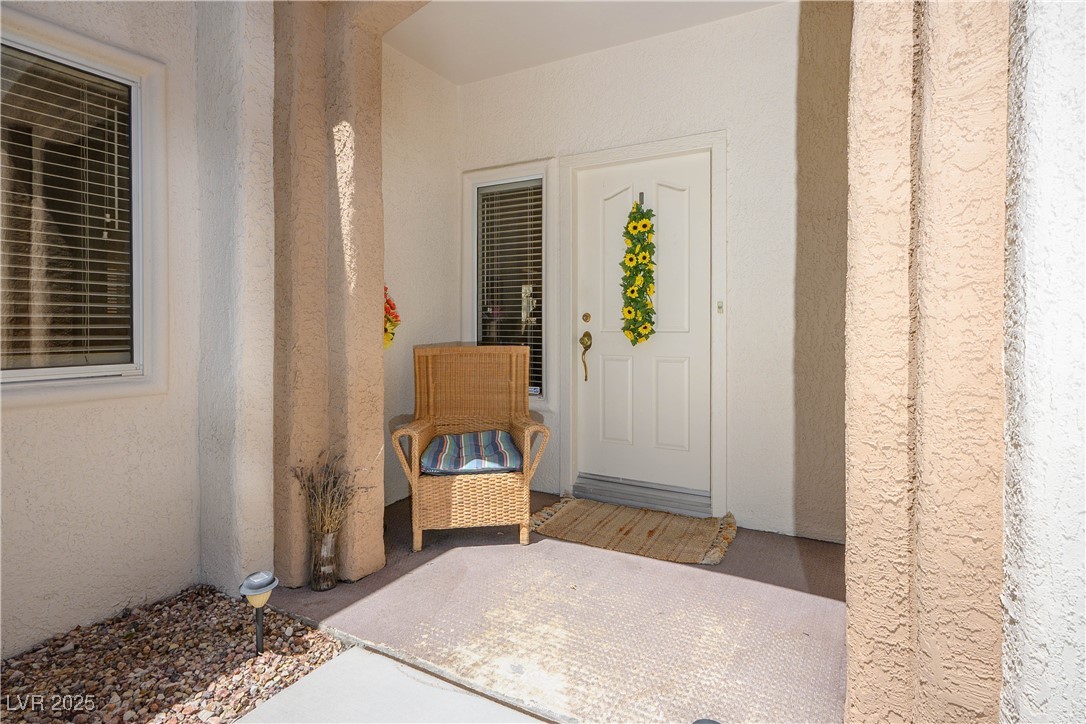 Properties 2 2441 Banora Point Drive