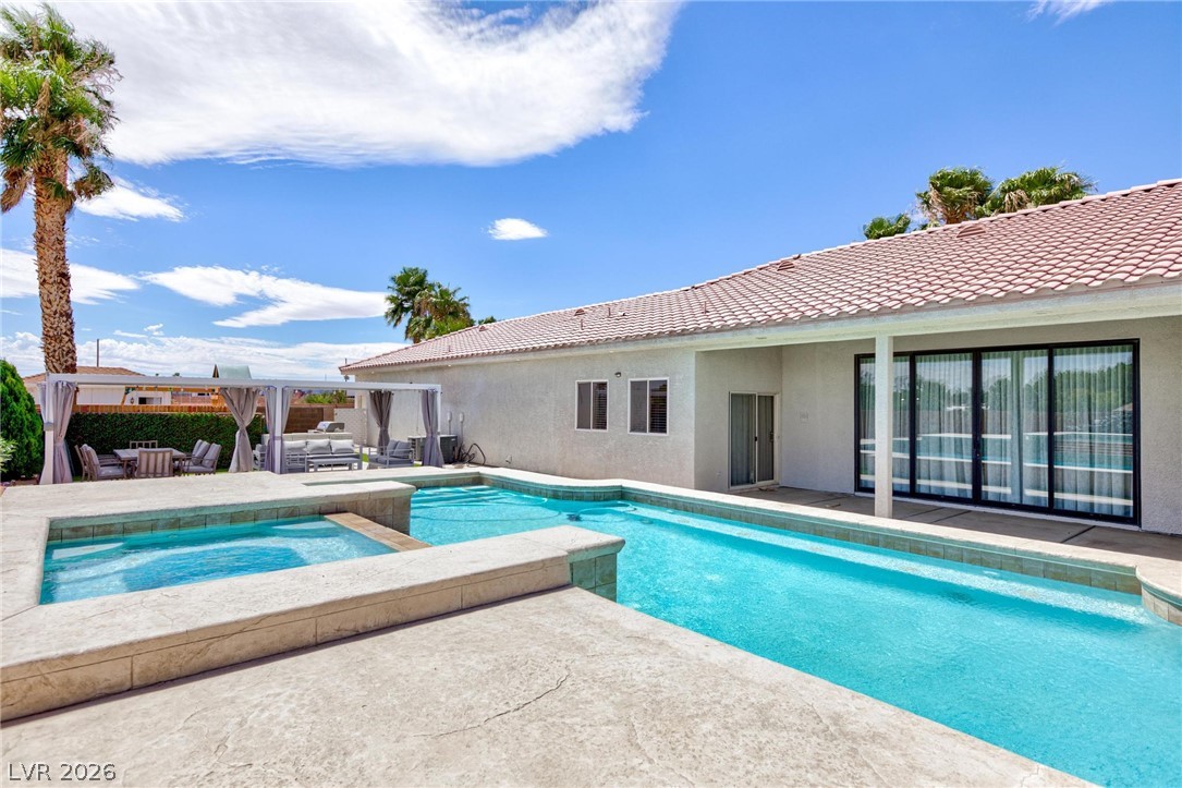 6525 Ponderosa Way