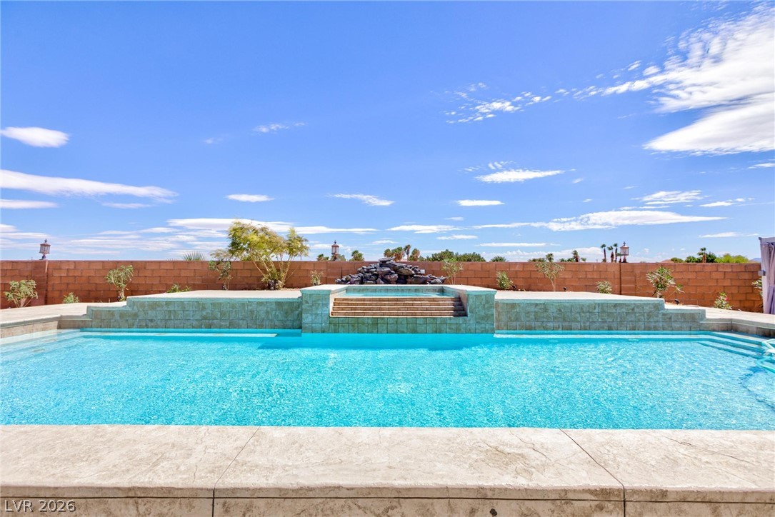 6525 Ponderosa Way