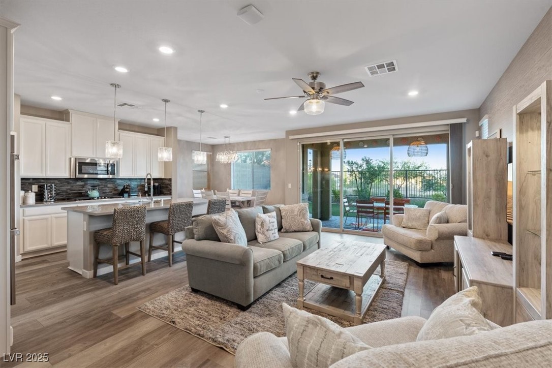 714 Rogue Wave Street