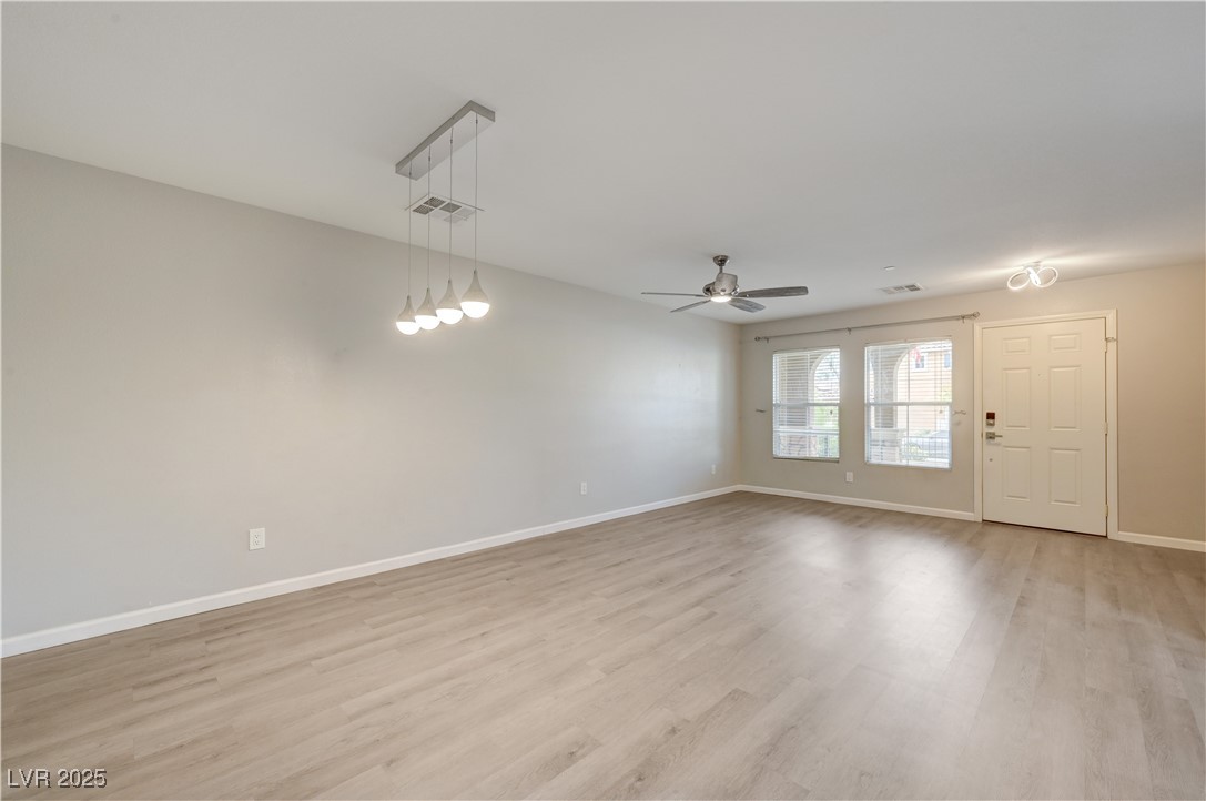 2110 Waterlily View Street