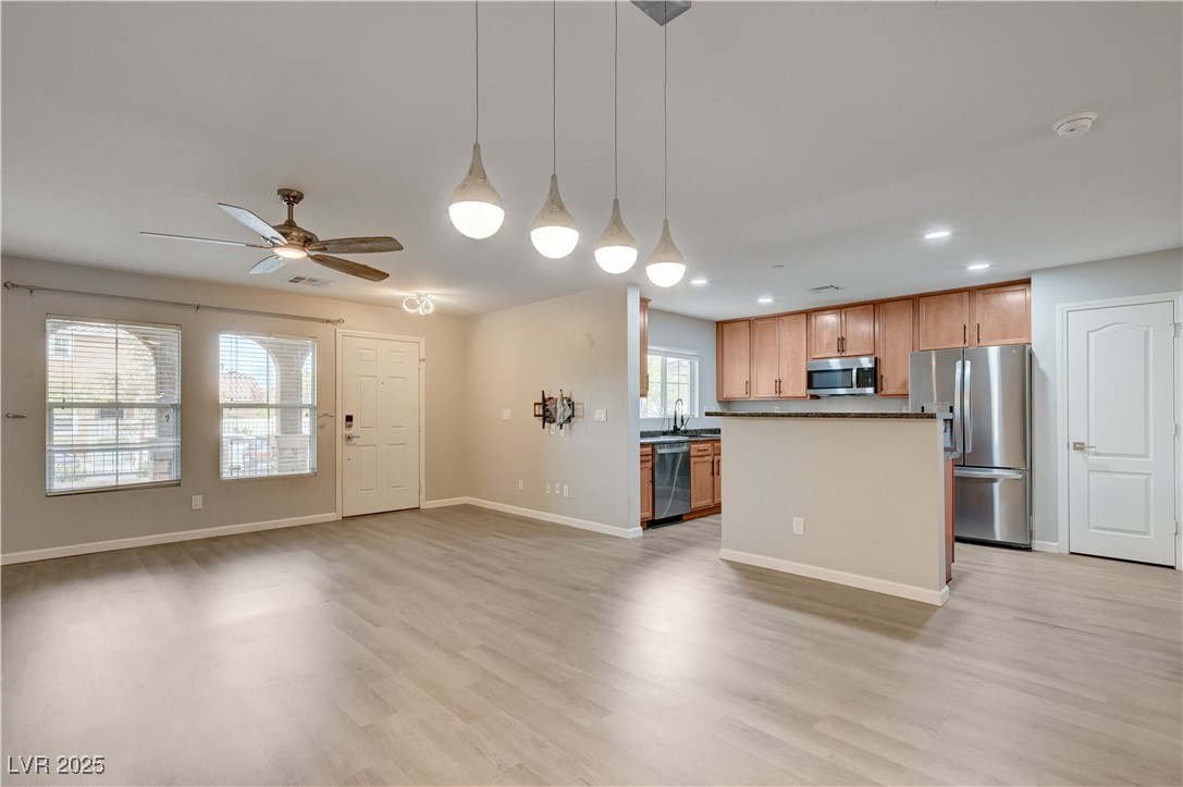 2110 Waterlily View Street