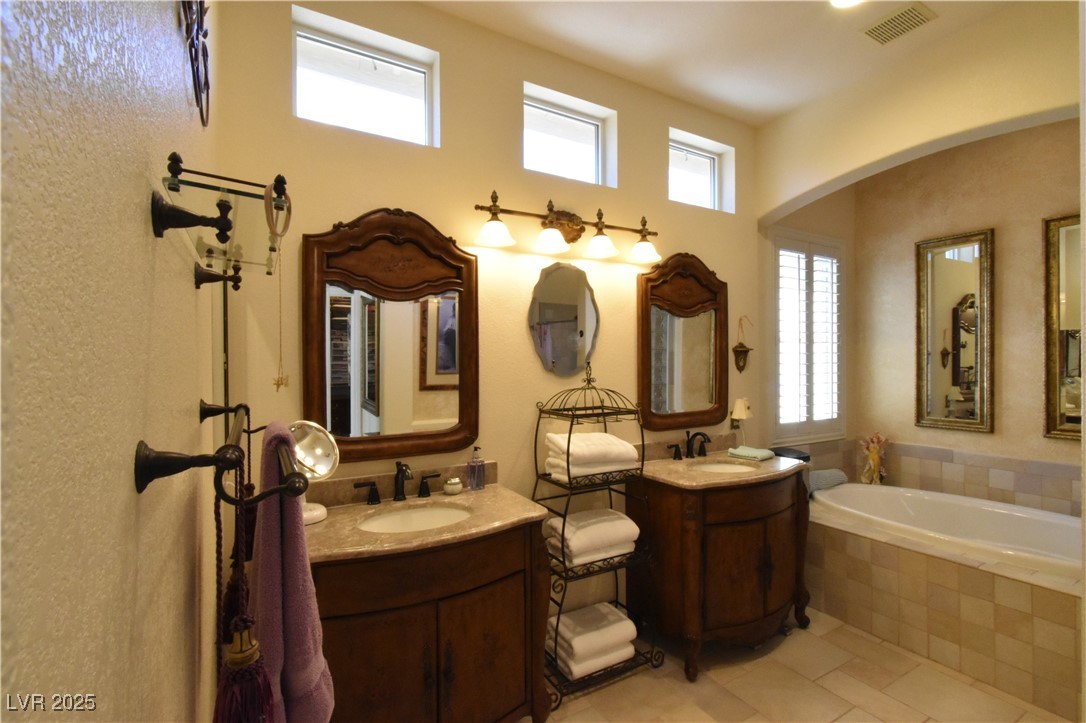 7325 Rustic Crest Street, Las Vegas, Nevada image 40