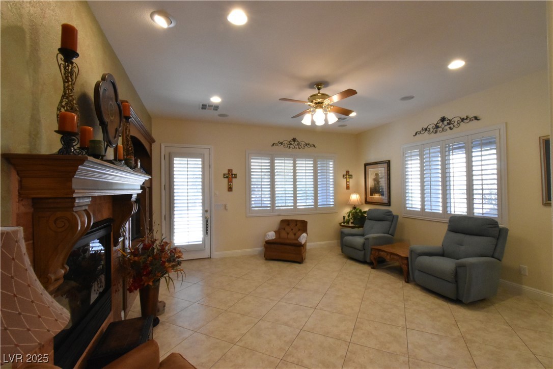 7325 Rustic Crest Street, Las Vegas, Nevada image 14