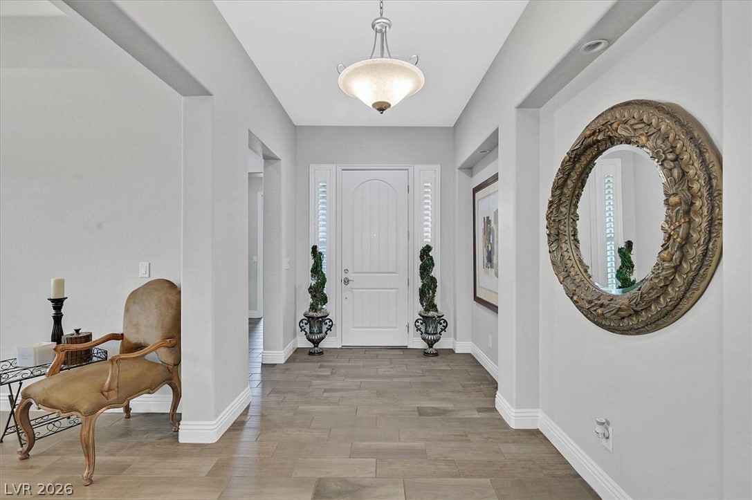 9812 Guiding Light Avenue