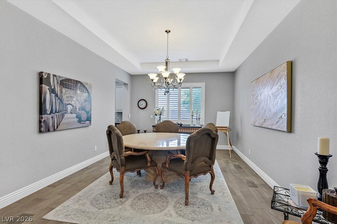 9812 Guiding Light Avenue