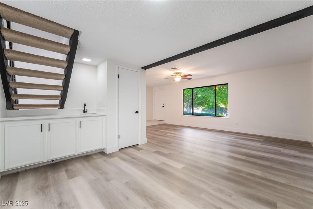 3260 Longford Way, Las Vegas, Nevada image 3