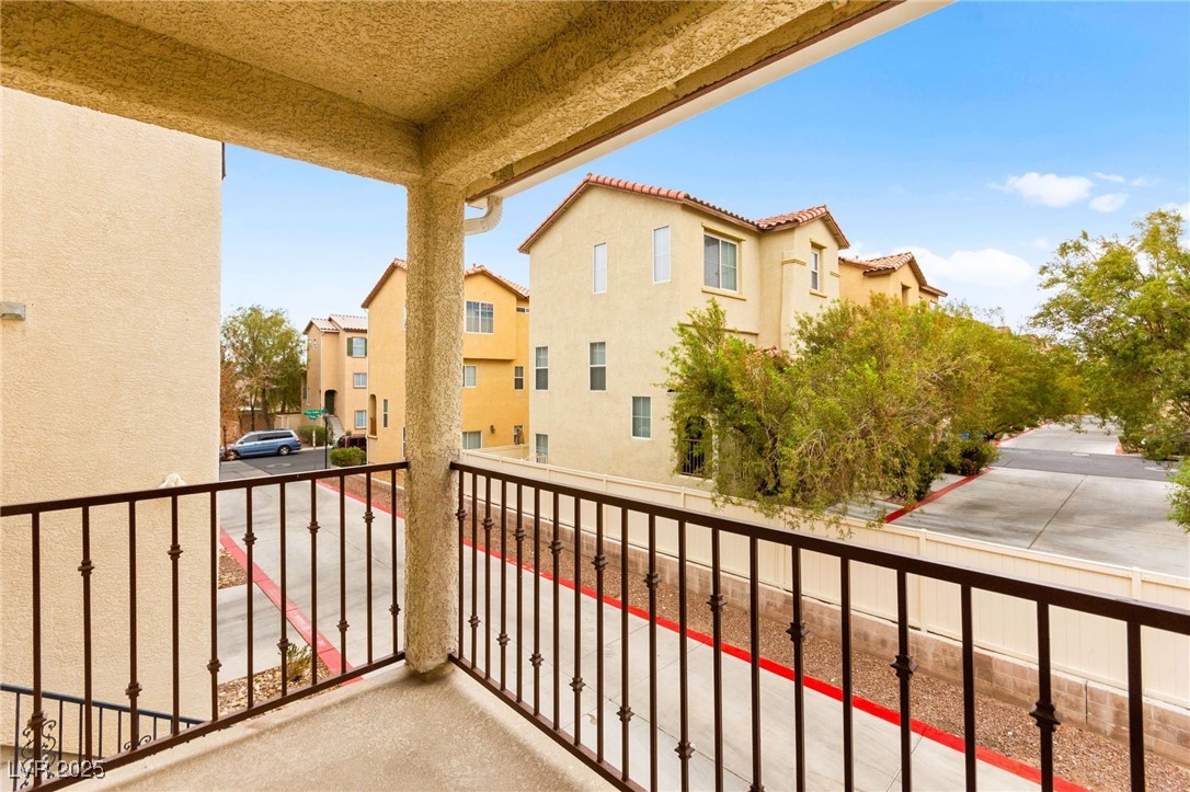 6488 Bentley Wood Court, Las Vegas, Nevada image 20