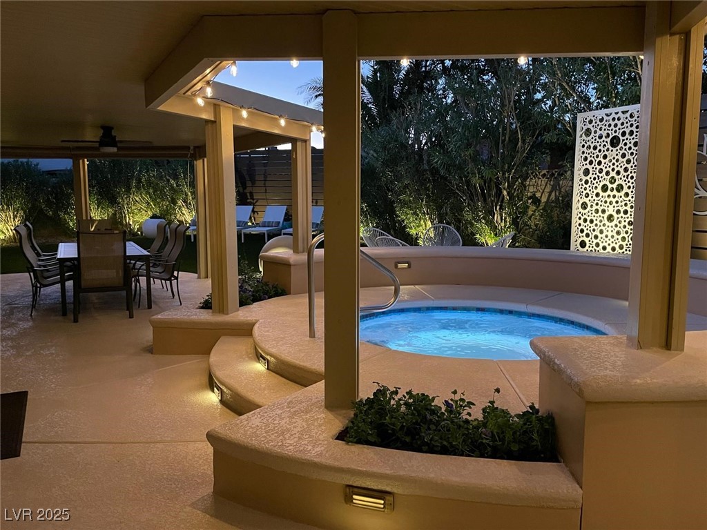 Las Vegas, Nevada 89146, United States, 3 Bedrooms Bedrooms, ,2 BathroomsBathrooms,Residential,Active,150310