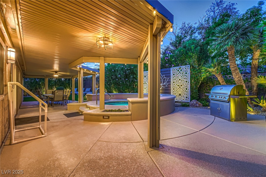 Las Vegas, Nevada 89146, United States, 3 Bedrooms Bedrooms, ,2 BathroomsBathrooms,Residential,Active,150310