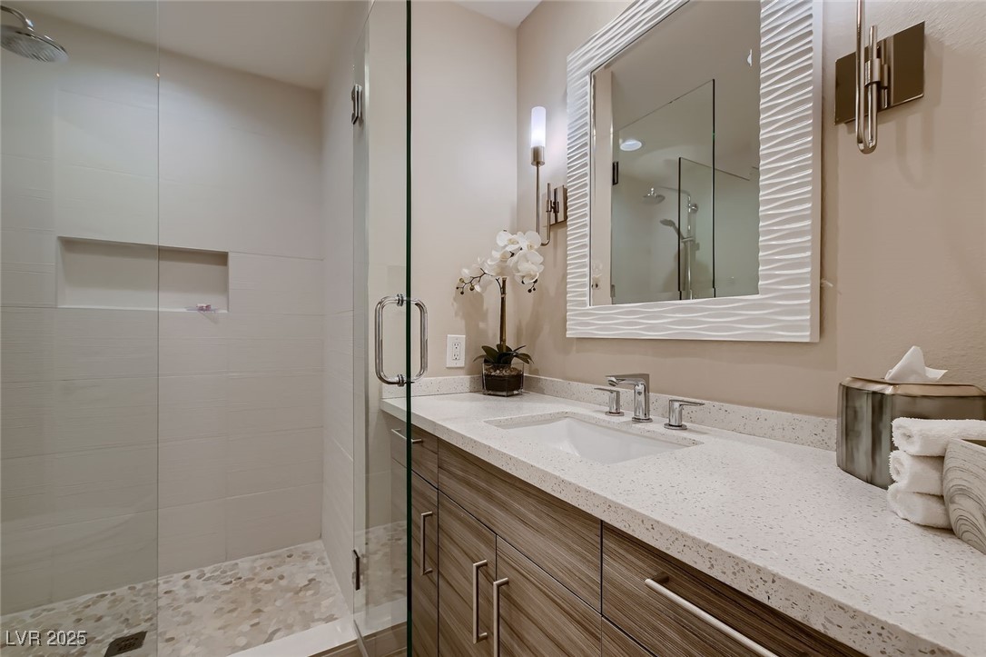 Las Vegas, Nevada 89146, United States, 3 Bedrooms Bedrooms, ,2 BathroomsBathrooms,Residential,Active,150310