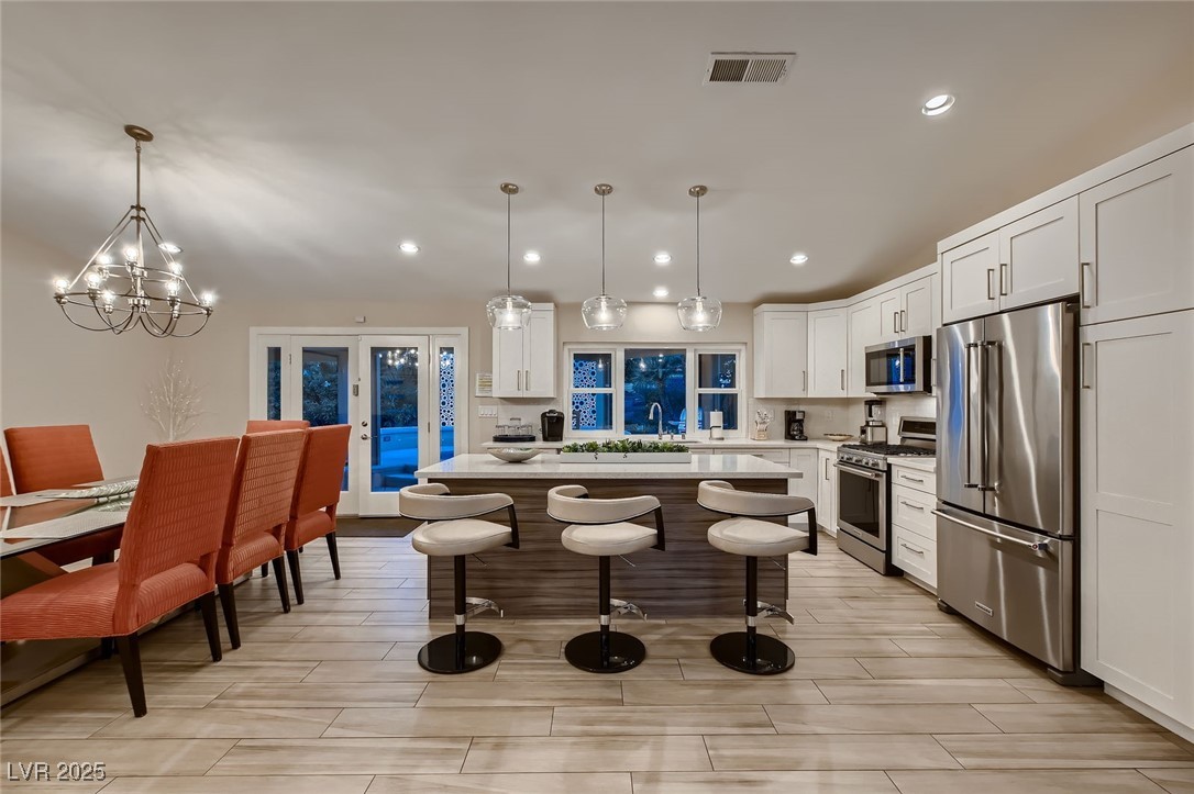 Las Vegas, Nevada 89146, United States, 3 Bedrooms Bedrooms, ,2 BathroomsBathrooms,Residential,Active,150310