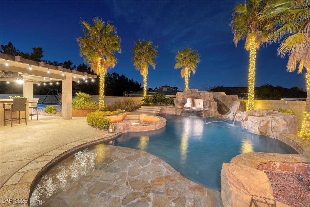 382 Chaplin Cove Avenue
