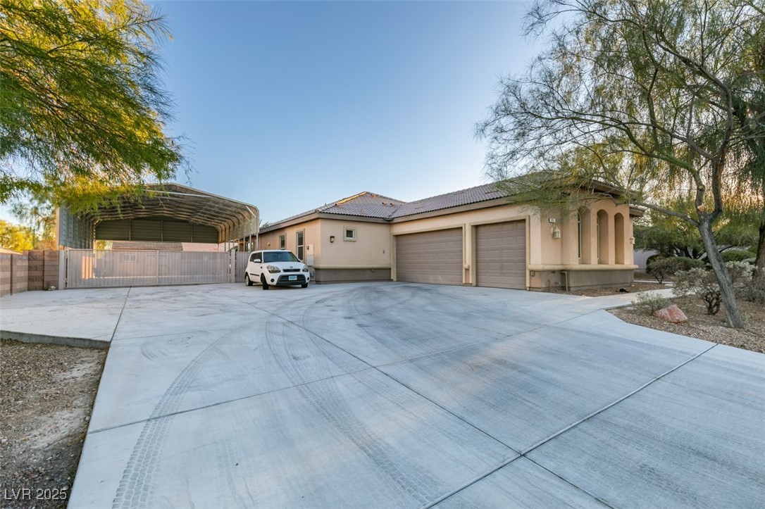 3801 W Hammer Lane