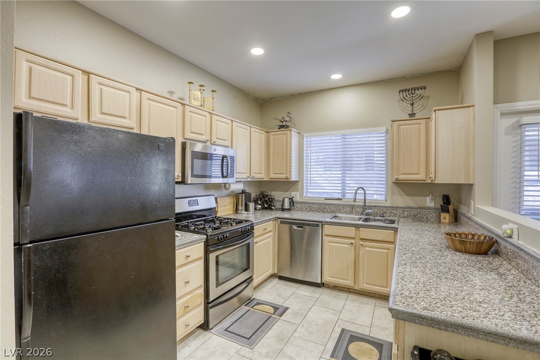 5250 S Rainbow Boulevard 2032